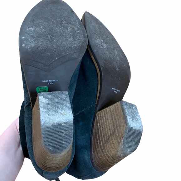 Matisse Blue/Gray Suede Ankle Boot - Picture 8 of 8